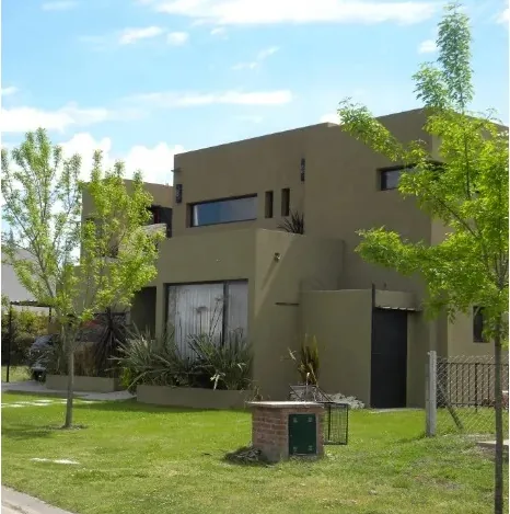La misma vivienda después de la ampliación